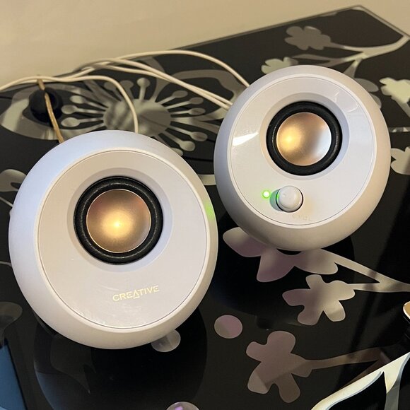 Creative Pebble 2.0 USB Speakers - Picture 3 of 5